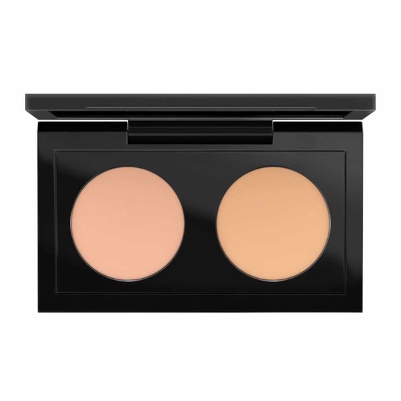 Studio Other - NEW MAC 02 Beige Studio Finish Concealer Duo